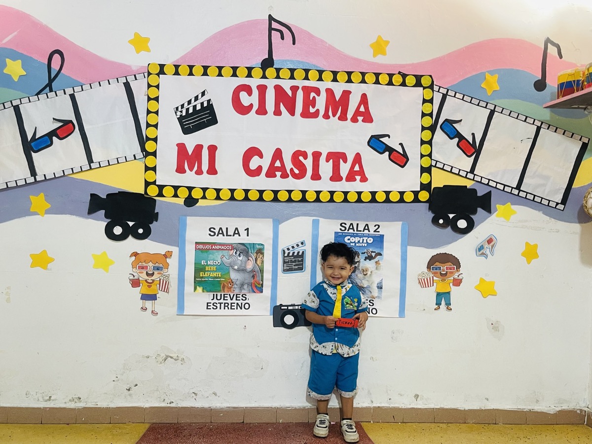 Desarrollo integral - Niño en Cinema Mi Casita